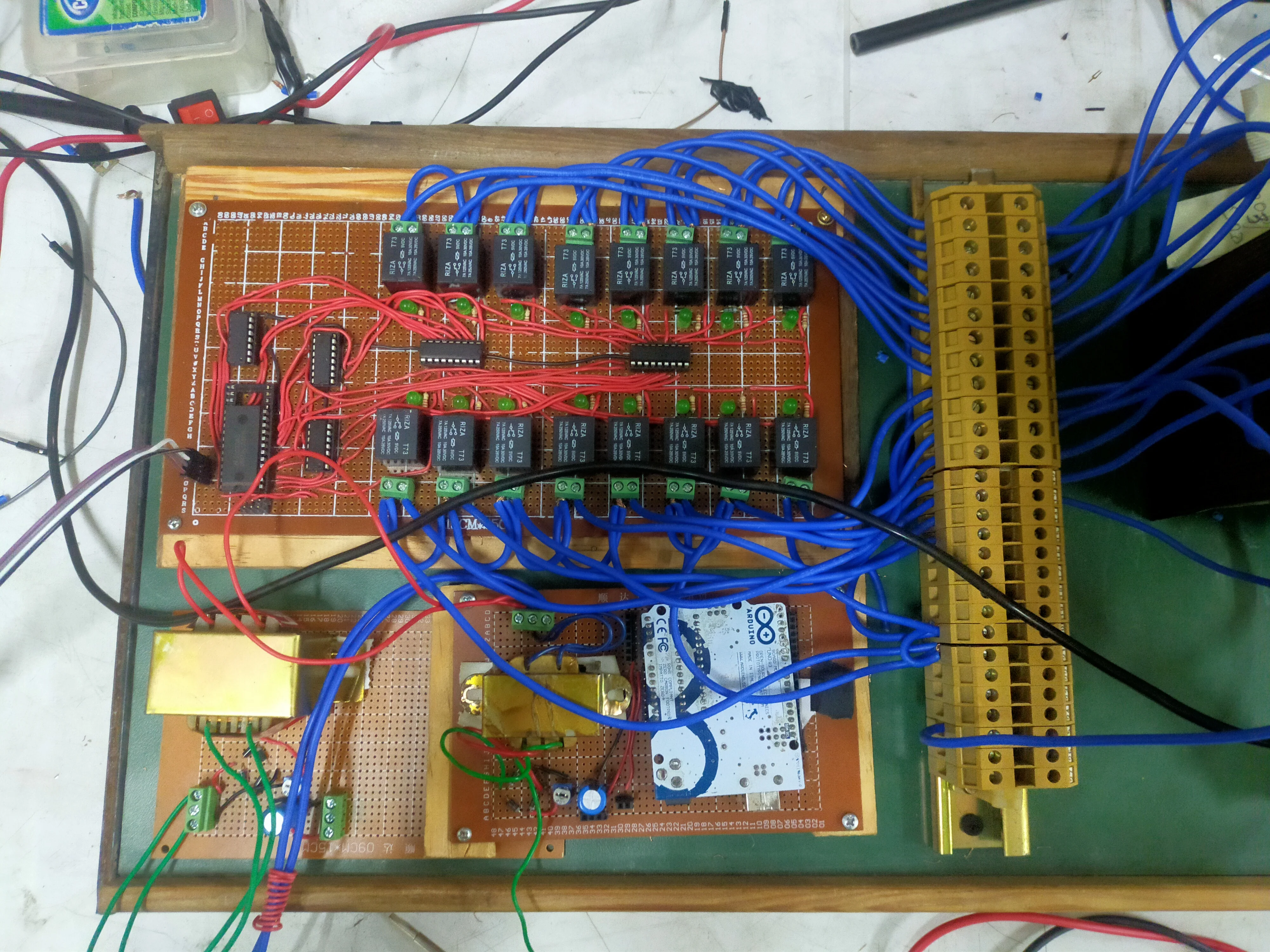 Relay stabilizer assembled unit